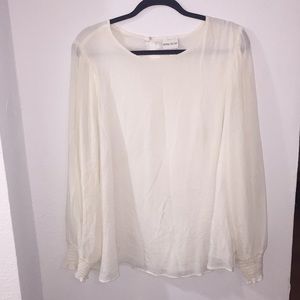 White Long sleeve blouse